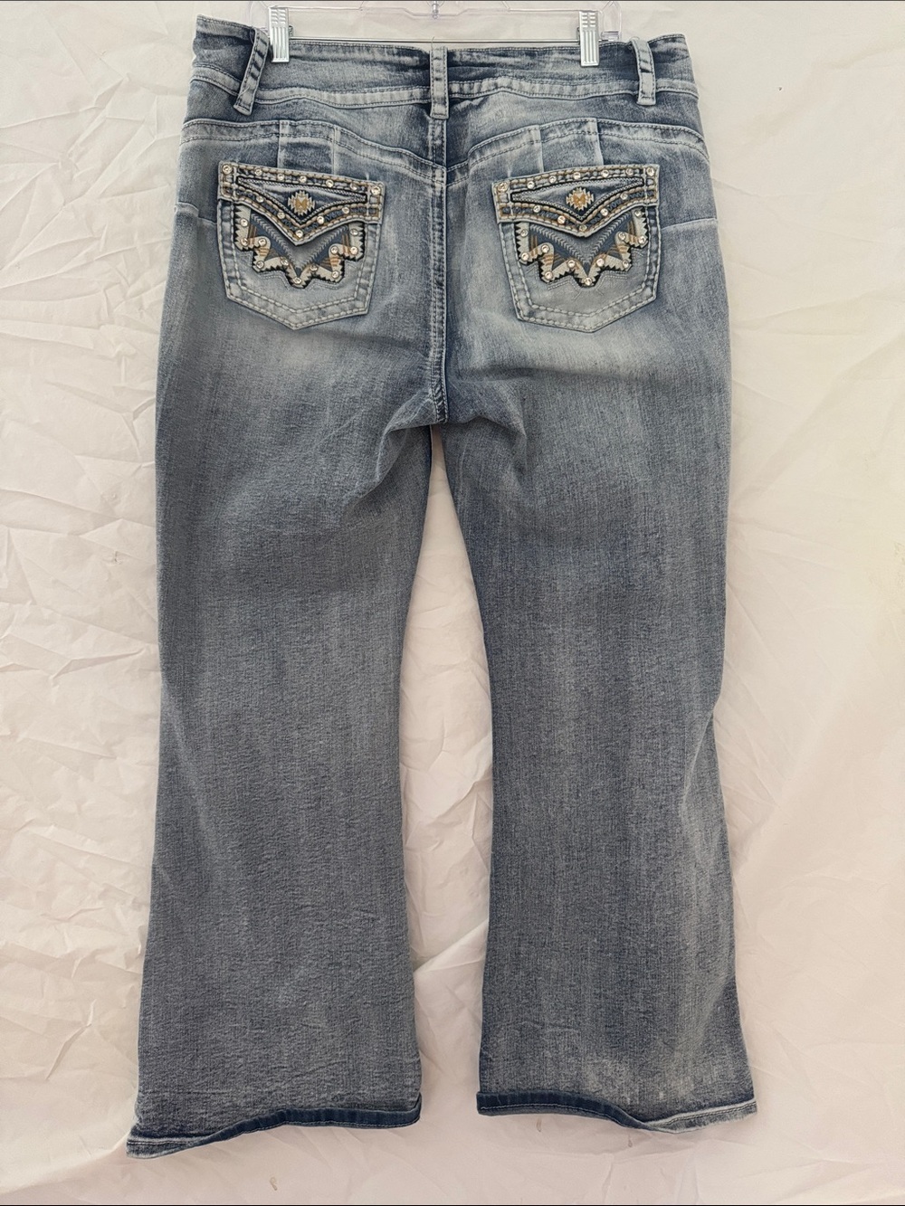Western Embellished Back-Pocket Wide Leg Jeans - Light Wash